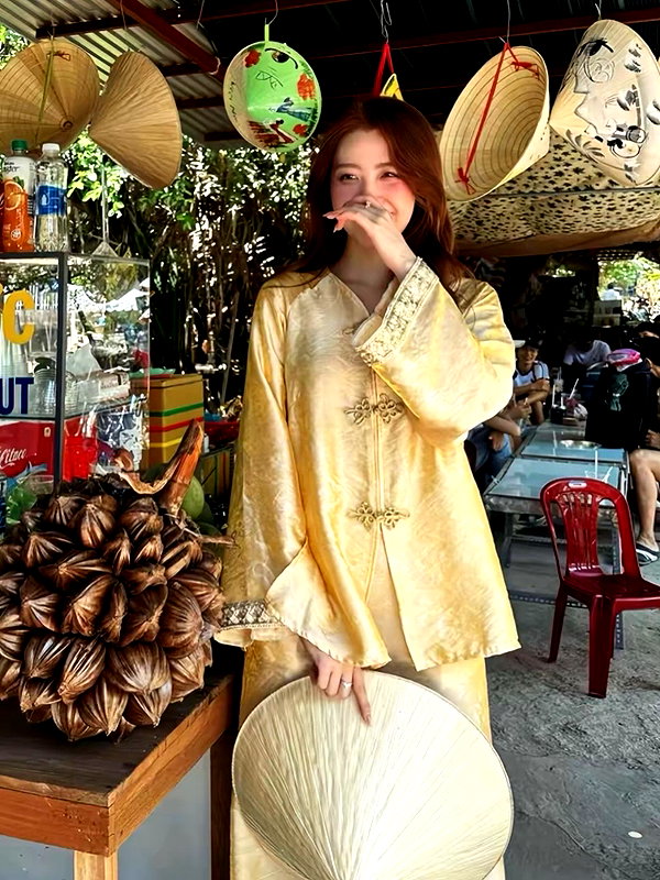 lyhythuedoxinh instagram image archive image