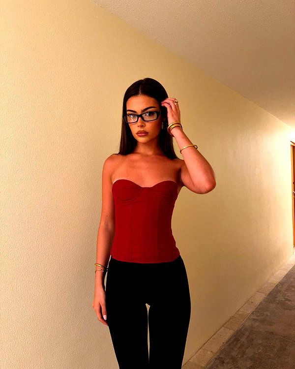 oliviaphillipps instagram image archive image