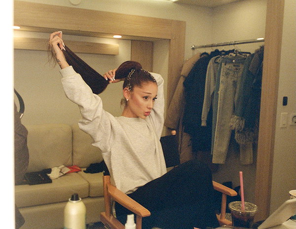 arianagrande instagram image archive image