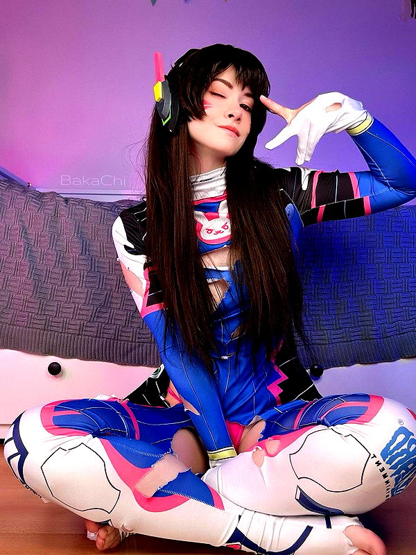 bakachi_cos instagram image archive image