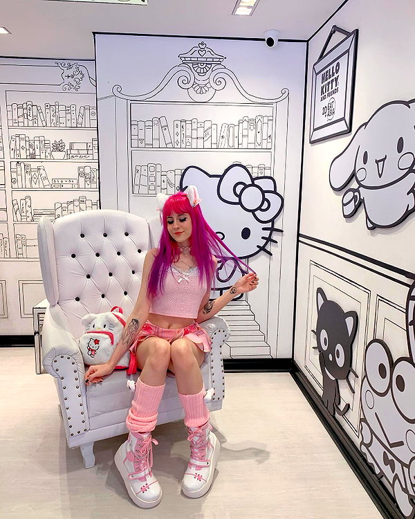 jadelaverne instagram image archive image