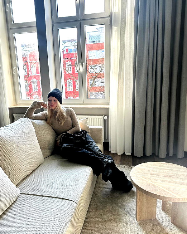 girlcalledluca instagram image archive image