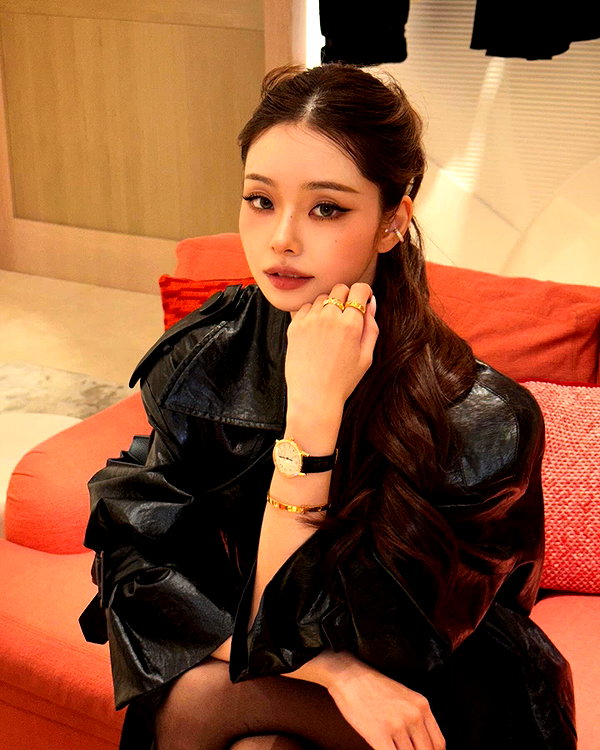 dear.zia instagram image archive image