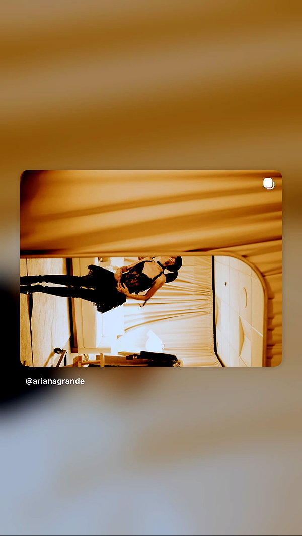 arianagrande instagram image archive image