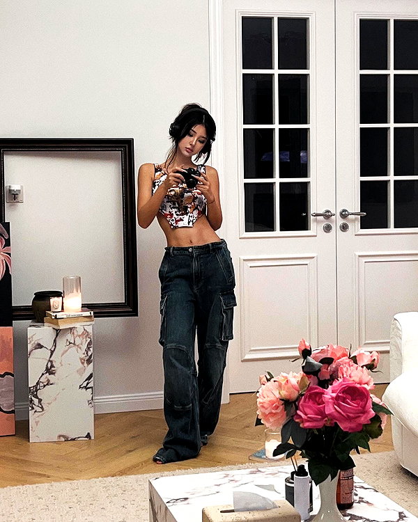 ll.lu1s instagram image archive image