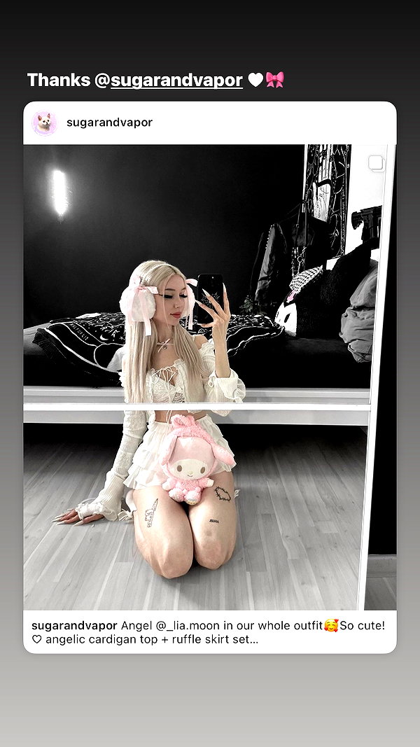 _lia.moon archive image