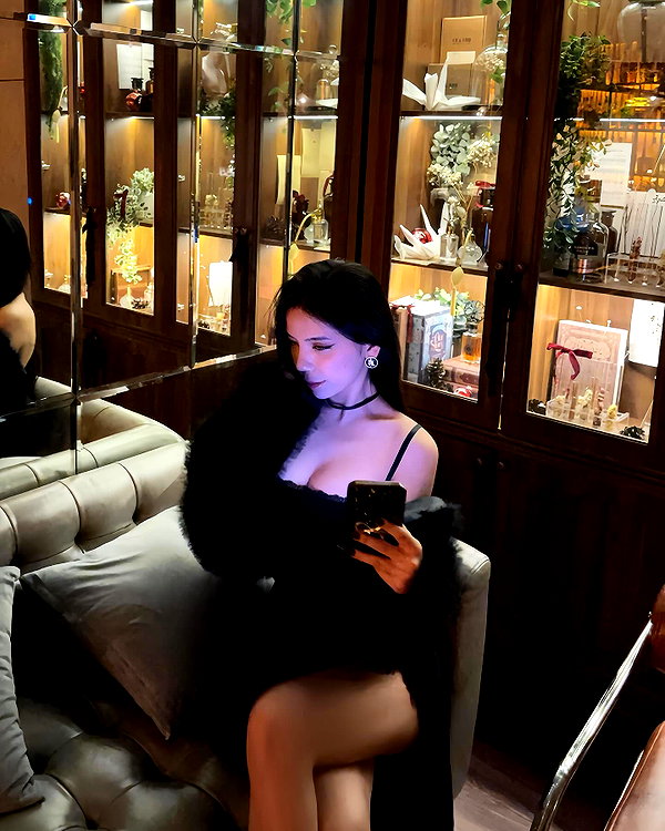 lyhythuedoxinh instagram image archive image