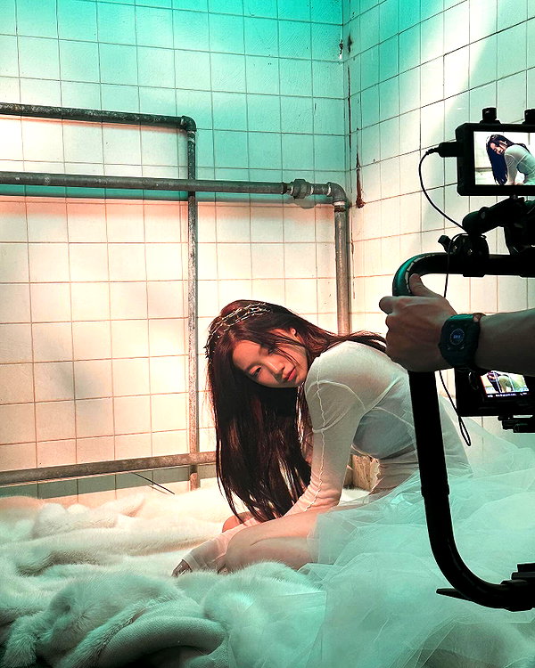 zuhazana instagram image archive image
