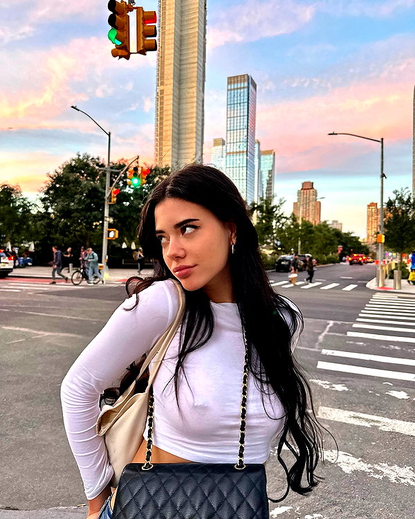 vanessa.rhd instagram image archive image
