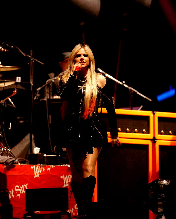 avrillavigne instagram image archive image
