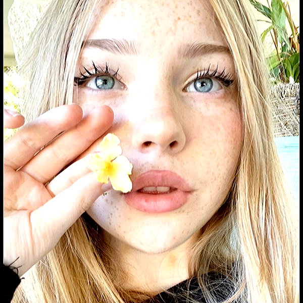 dollyemi instagram image archive image