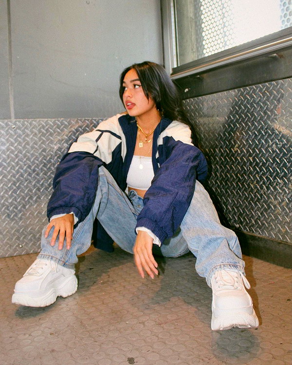 julia_ruelas instagram image archive image