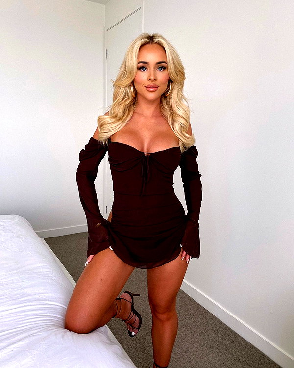 allieauton instagram image archive image