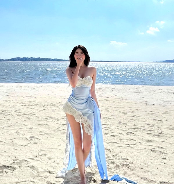 lyhythuedoxinh instagram image archive image