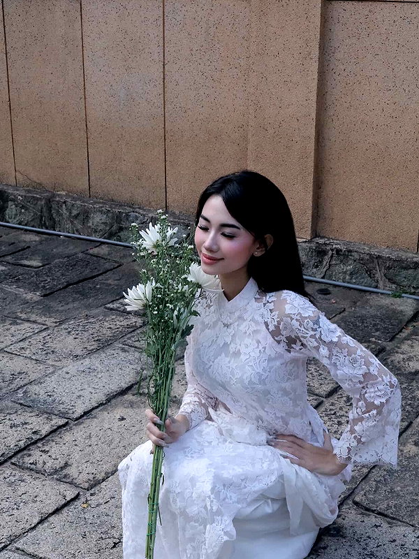 lyhythuedoxinh instagram image archive image