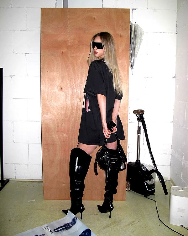fair_mua instagram image archive image