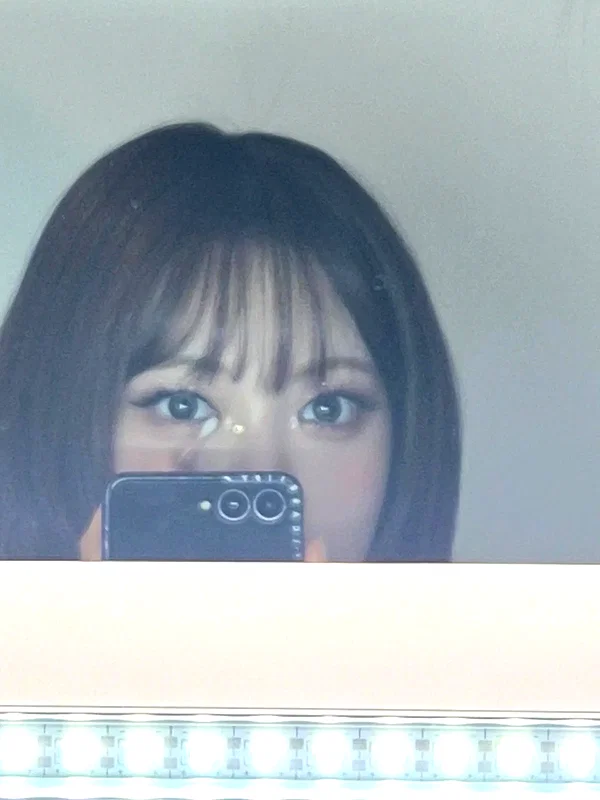 hhh.e_c.v instagram image archive image