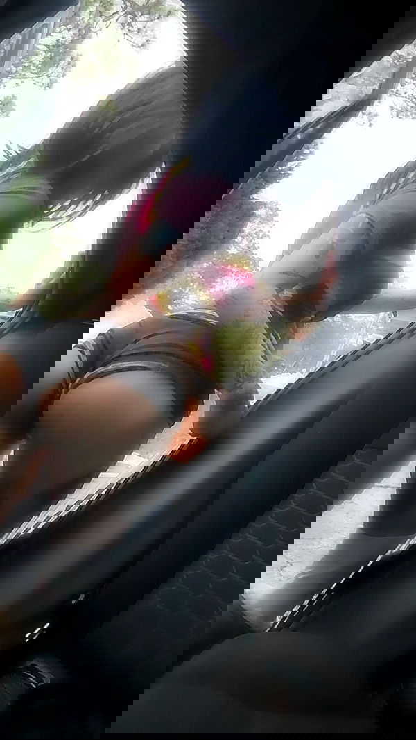 zommmbri zommmbri archive image