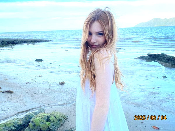 dollyemi instagram image archive image