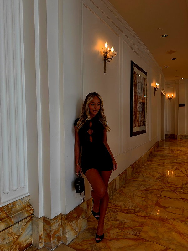 allieauton instagram image archive image