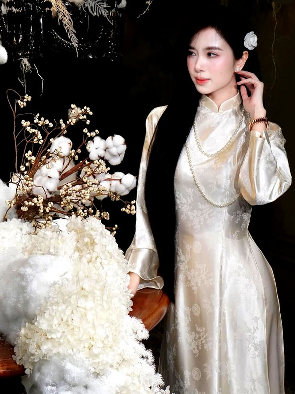 lyhythuedoxinh instagram image archive image