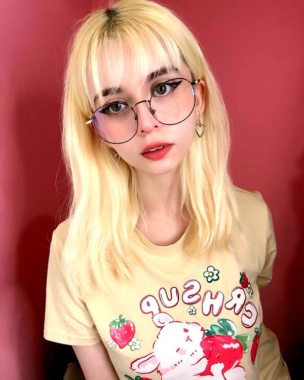 luly1980s instagram image archive image