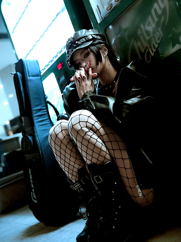 bora__look instagram image archive image