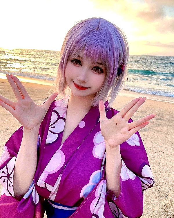 xier_cos instagram image archive image