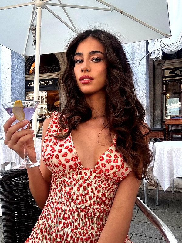 andreeamariavinatoru instagram image archive image