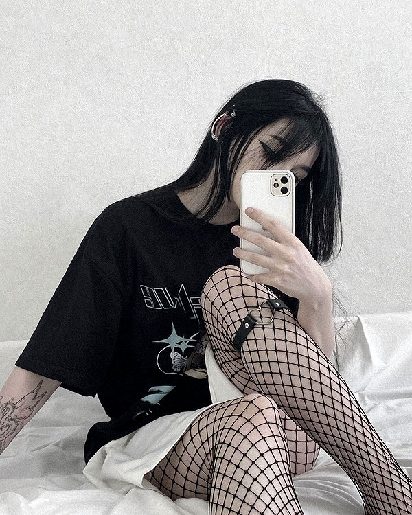 glowmoonshorty instagram image archive image