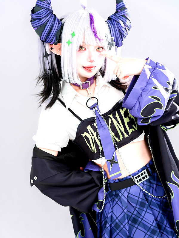 purinn_cos instagram image archive image
