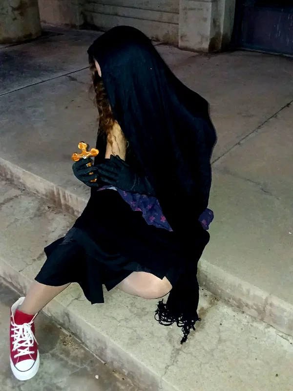 chica.niebla instagram image archive image
