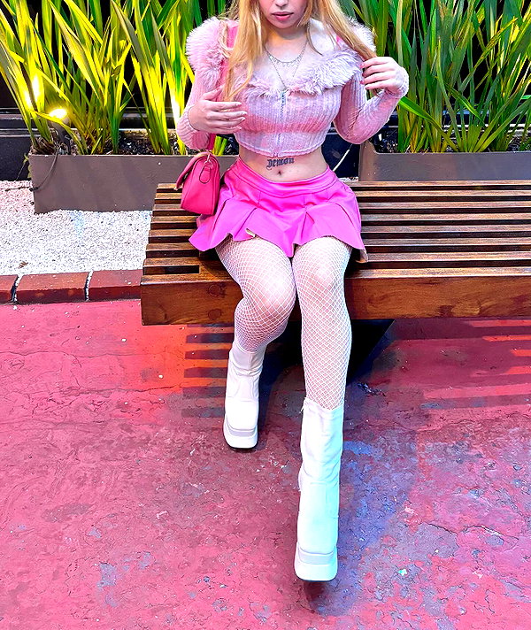 lucychernov instagram image archive image