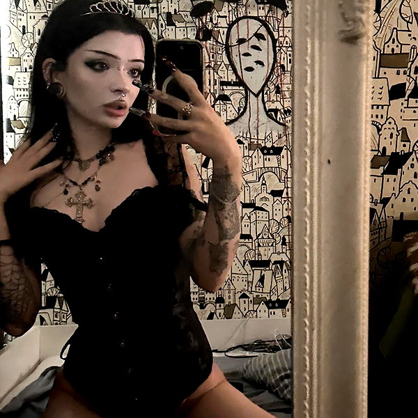 _dead__cherry_ instagram image archive image