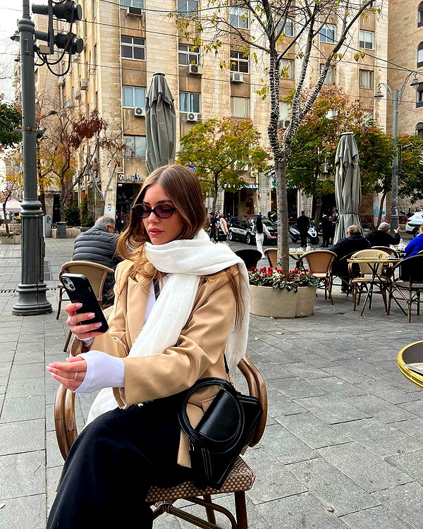 daniella_zeldis instagram image archive image