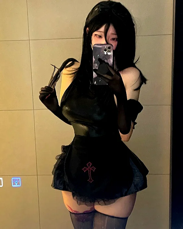 yingyinng_ instagram image archive image