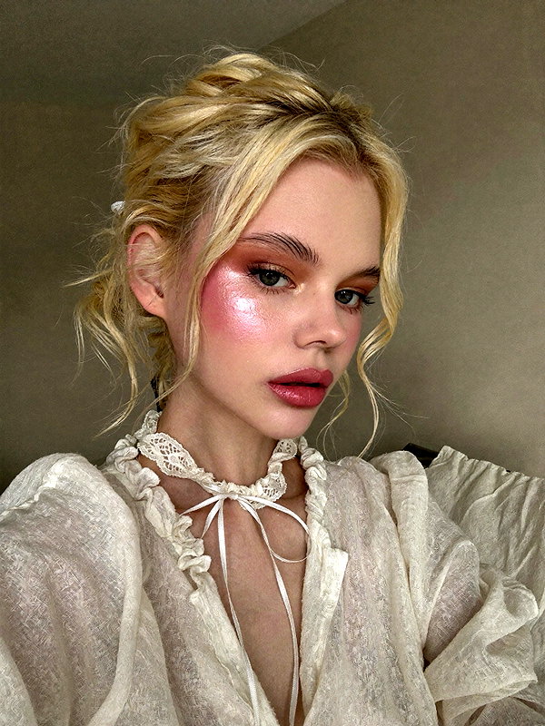 alisen.mari instagram image archive image