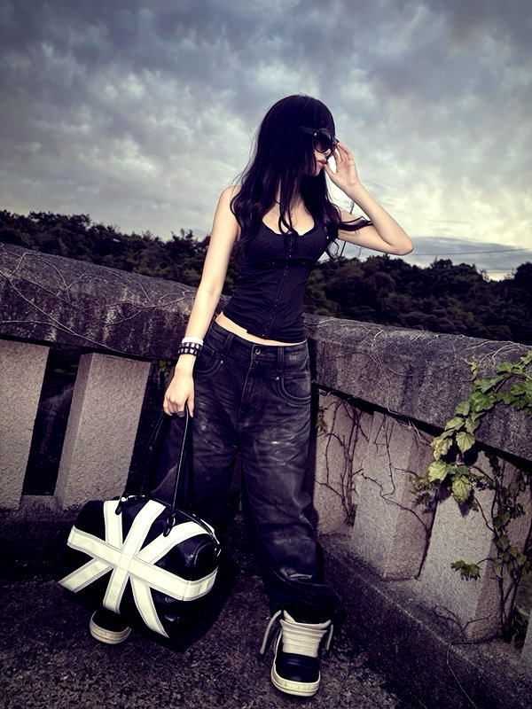 9unxx7 instagram image archive image