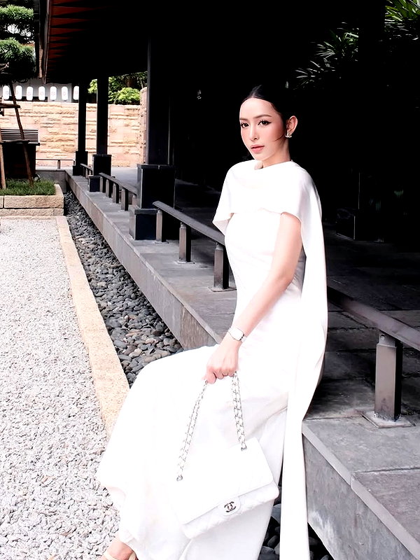 lyhythuedoxinh instagram image archive image