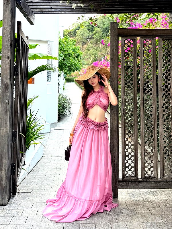 lyhythuedoxinh instagram image archive image
