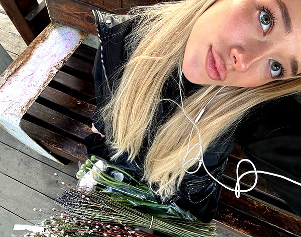 avestanova instagram image archive image