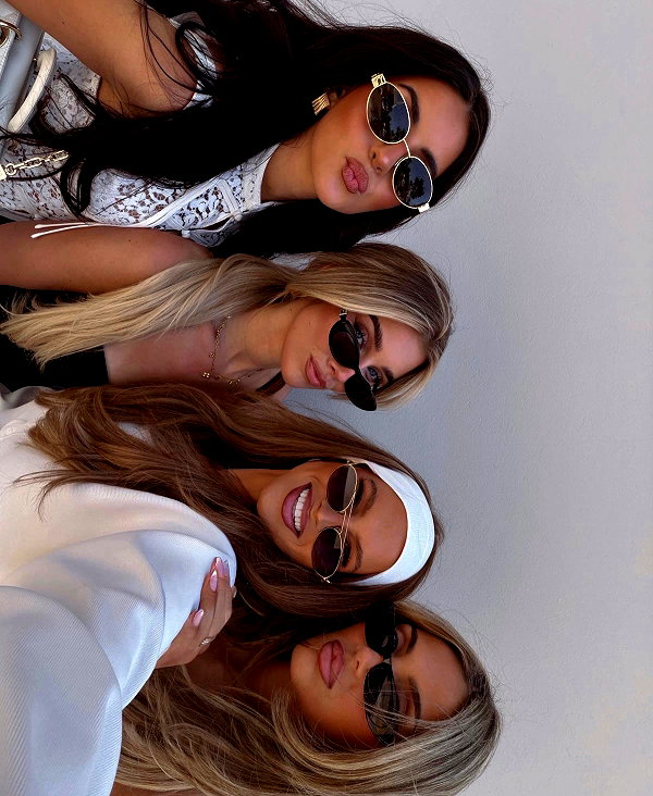 zoeliss instagram image archive image