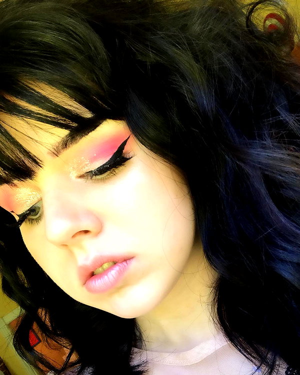 yeahimcaroline instagram image archive image