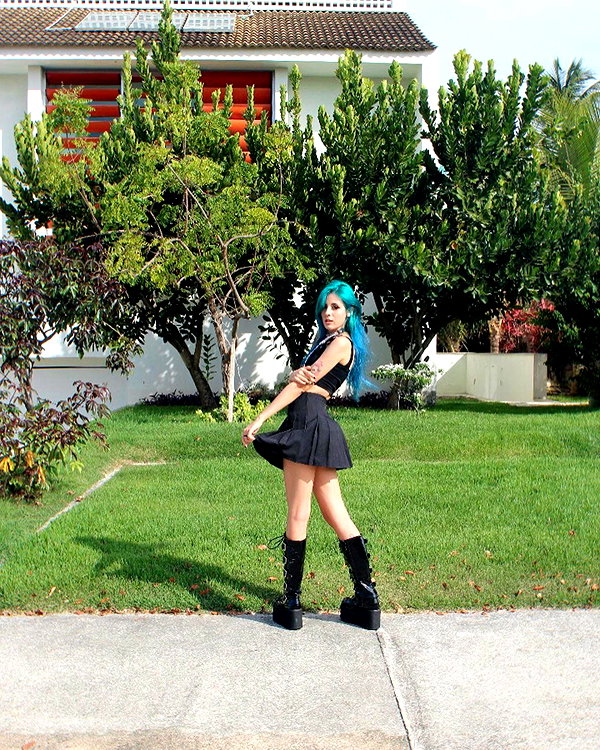 jadelaverne instagram image archive image