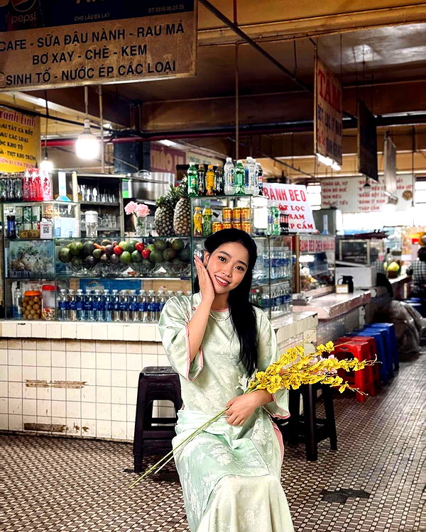 lyhythuedoxinh instagram image archive image