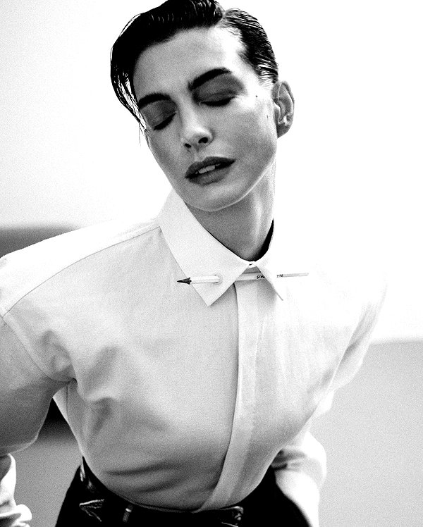 annehathaway instagram image archive image