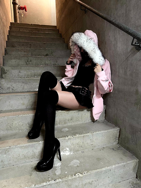 livindeadyaz instagram image archive image