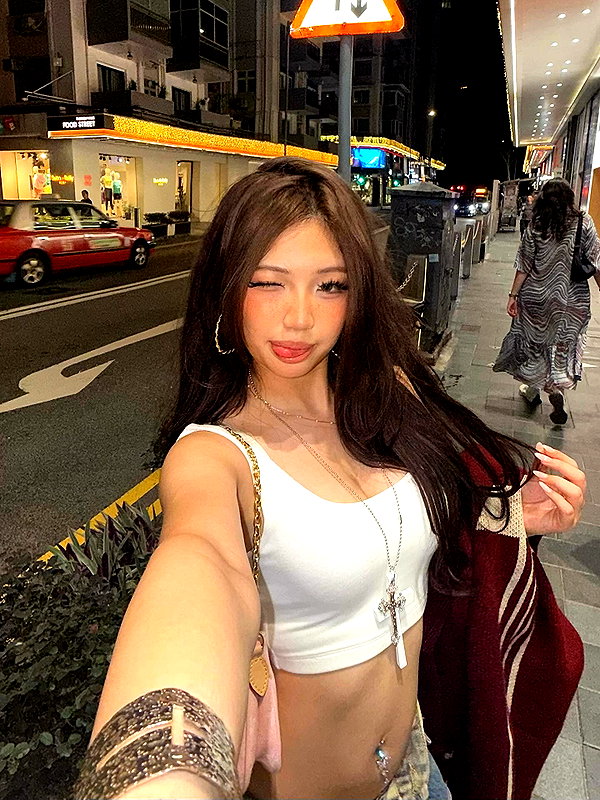 joycee.e instagram image archive image