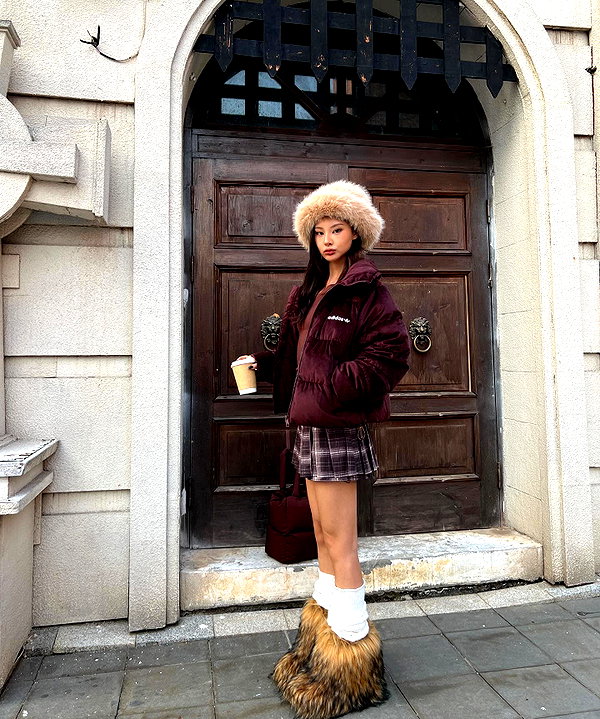 ll.lu1s instagram image archive image