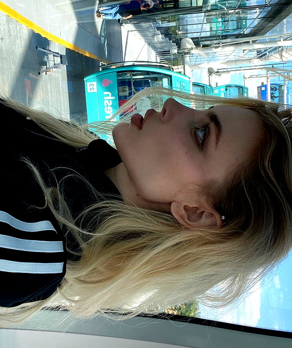 anya4everr instagram image archive image